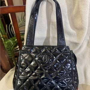 CHANEL Vintage Small Patent Leather CC Logo Series 4 Shoulder Bag